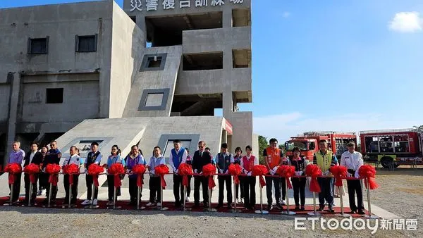 ▲台東縣消防局室內綜合訓練中心及複合災害訓練場廳舍落成 。（圖／記者楊鈞典攝）