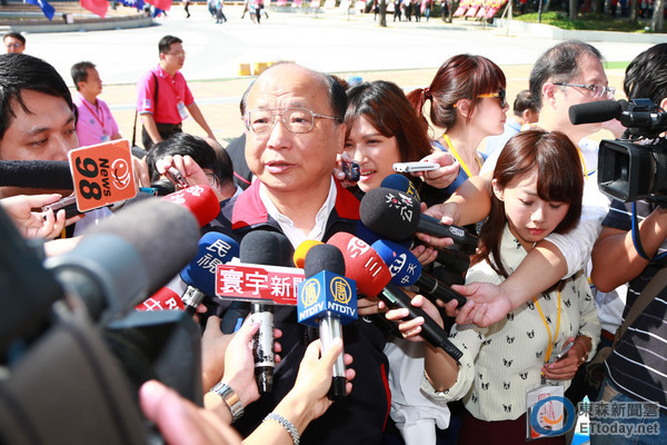 台中市長胡志強參加國民黨19全代會第2次會。（圖／記者黃克翔攝）