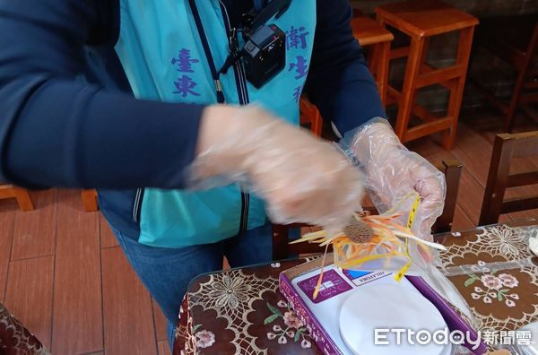 ▲台東縣衛生局抽驗公共運輸場站周邊餐飲業及特色美食餐廳結果均符規定。（圖／記者楊漢聲翻攝）