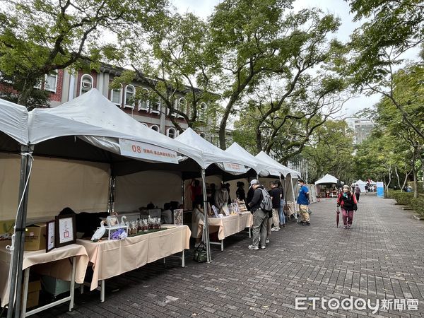 ▲▼臺大USR雲林農夫市集今天登場，對於華梵停課推生命設計周引熱議，台大主秘王大銘認為，這是好想法「但要有完整配套」。（圖／記者許敏溶攝）