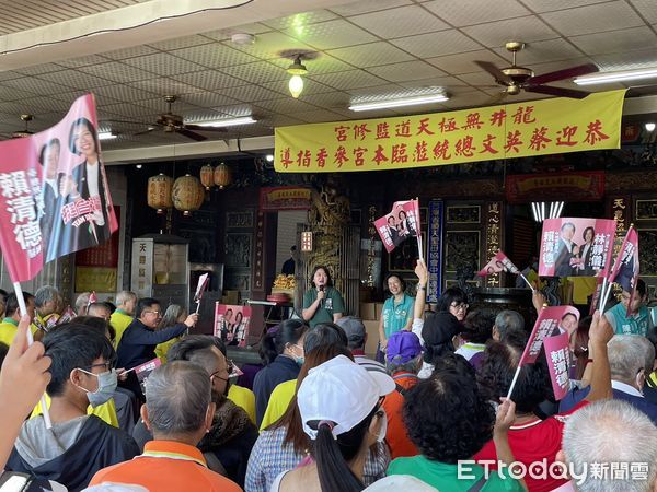 ▲▼蔡英文前往龍井輔選林靜儀。（圖／記者呂晏慈攝）