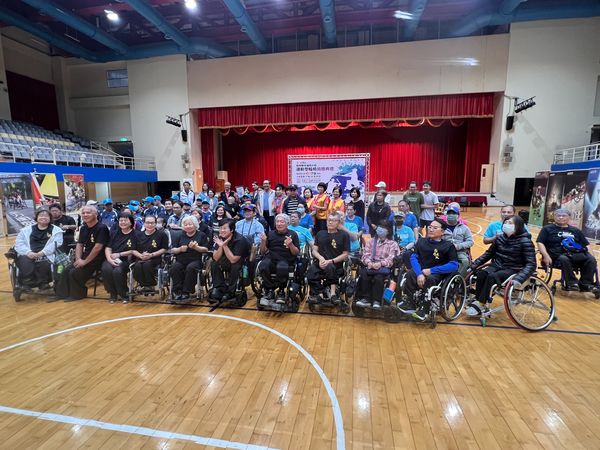 ▲普賢教育基金會捐贈了共18部運動型輪椅給「輪椅夢公園」。（圖／主辦單位提供）