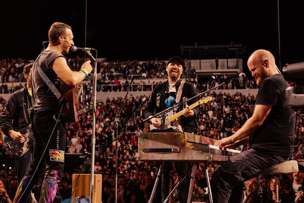 英國天團Coldplay上週六、日在高雄登場開唱，帶動週邊經濟，數字驚人。（示意圖，翻攝Coldplay臉書粉專）