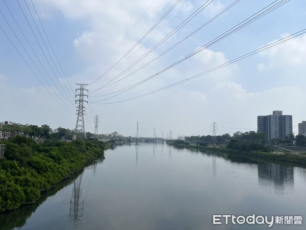 ▲第三選區立委參選人姚正玉表示，安南區要拚經濟，打造鹽水溪高灘地親水綠帶與停車空間刻不容緩。（圖／記者林東良翻攝，下同）