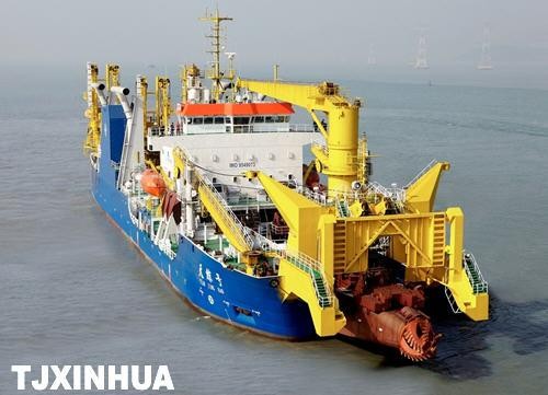 中國挖泥船「天鯨號」。(圖／取自新華網)