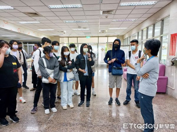 ▲台東大學46名學生參訪衛生福利部玉里醫院。（圖／玉里醫院提供，下同）