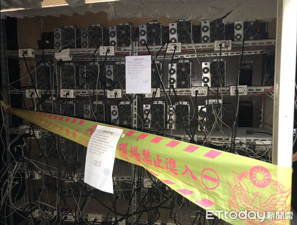 ▲▼刑事局中打破獲竊電集團在台中8處竊電，1年來竊電1170萬度，其中一處位在安親班樓下，非常危險。（圖／民眾提供，下同）