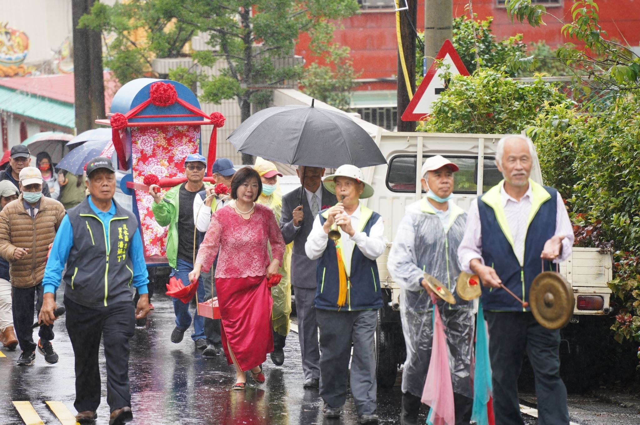 ▲新北忠山、忠寮社區重現古早婚嫁禮俗。（圖／新北市社會局提供）