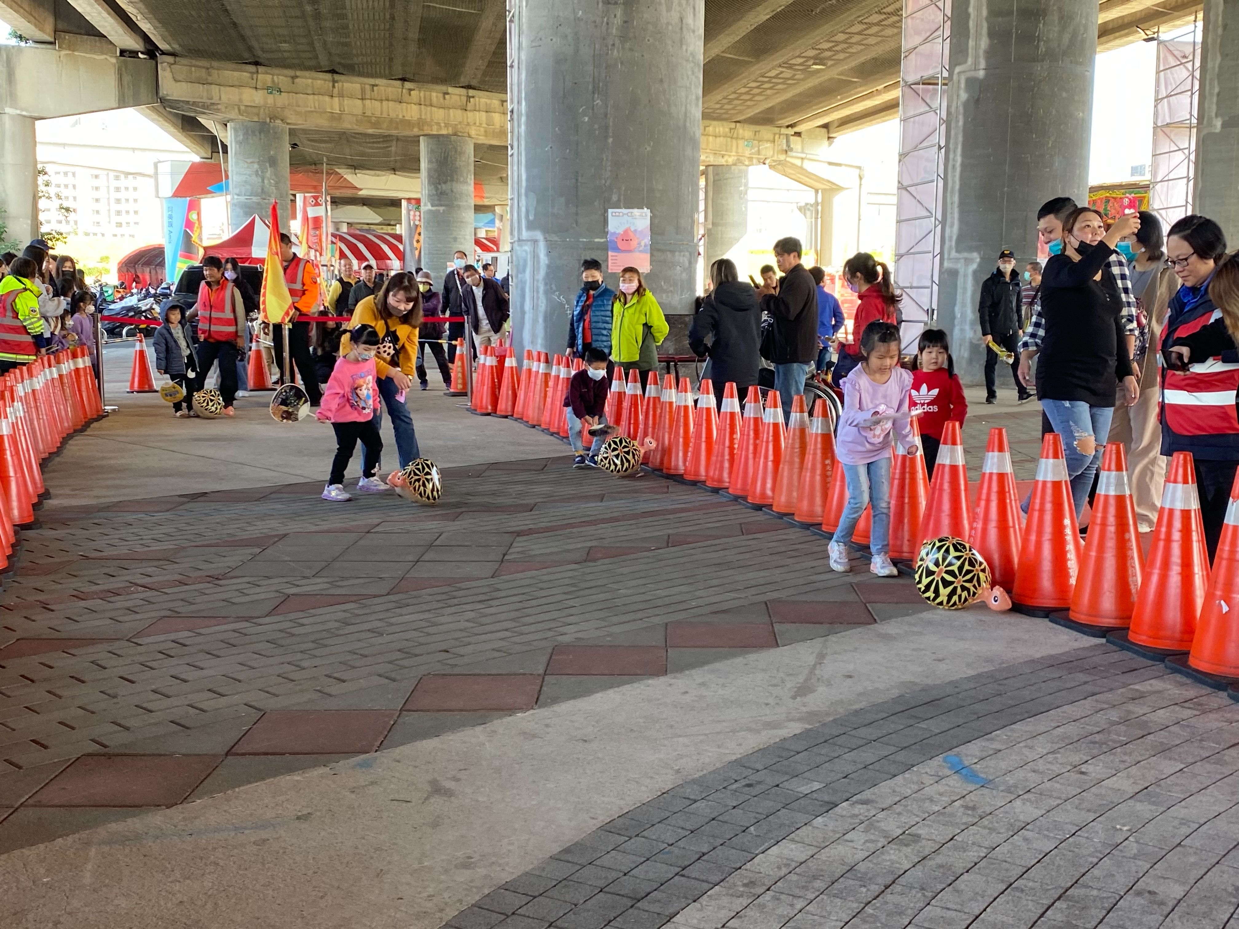 ▲2023新北玄天上帝文化祭 帝爺公伴民眾作公益祈福。（圖／新北市民政局提供）