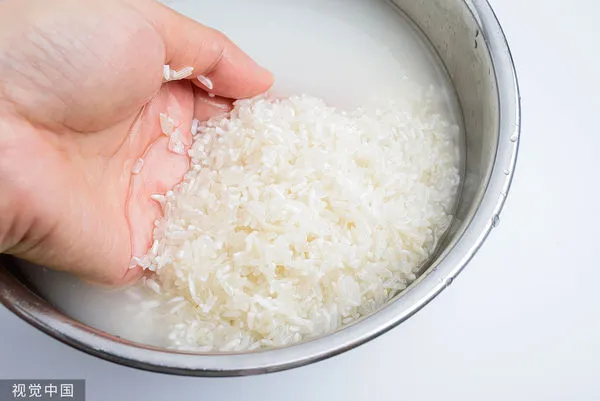 ▲▼洗米,白米,煮飯,米飯。（圖／CFP）