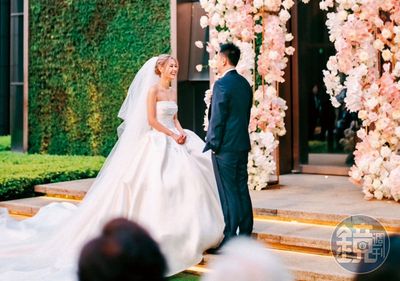 「板橋林家」林明成三子婚禮排場曝光！　商界大老到場祝賀