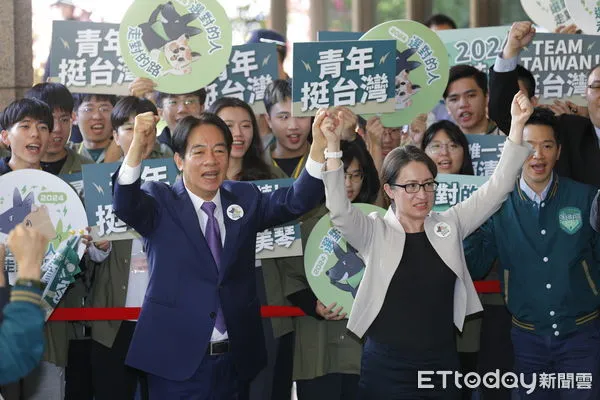 ▲▼民進黨總統參選人賴清德偕同副手人選蕭美琴，21日上午前往中選會進行登記，成為第一組完成正副總統登記參選的候選人組合。（圖／記者湯興漢攝）