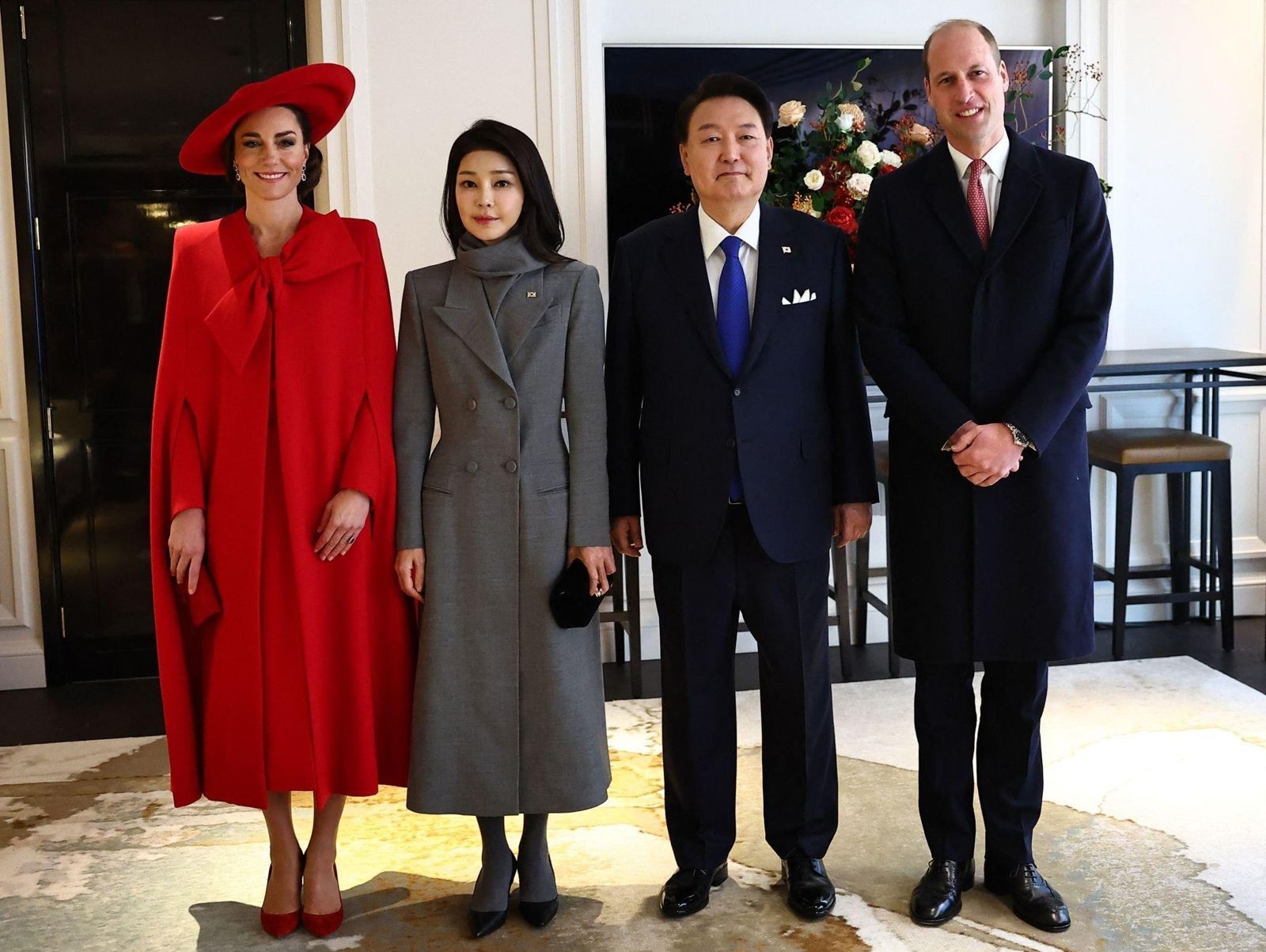 南韓最美第一夫人訪英　凱特王妃「露一腿」搶鏡拚美