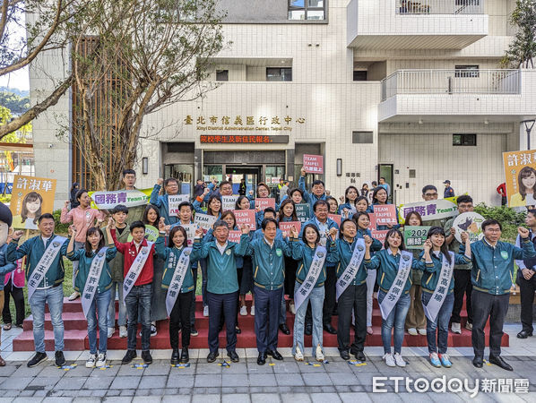 ▲總統候選人賴清德出席民進黨立委候選人聯合登記。（圖／記者林敬旻攝）