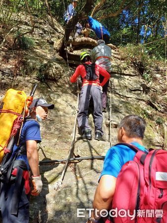 ▲瑪家消防分隊涼山瀑布救援             。（圖／記者陳崑福翻攝）