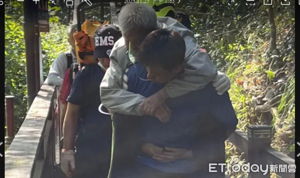 ▲瑪家消防分隊涼山瀑布救援             。（圖／記者陳崑福翻攝）