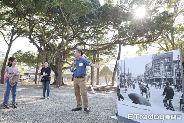 ▲2023台南國際攝影節（Tiff）25日起至2024年2月28日盛大開展，台南市長黃偉哲及藝術界代表為活動揭開序幕。（圖／記者林東良翻攝，下同）