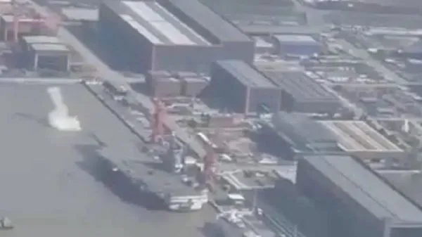 ▲大陸003航母福建艦進行電磁彈射「無載荷」測試。（圖／翻攝微博）