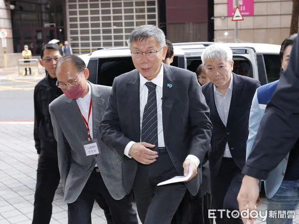 ▲▼九大工商團體舉辦2023台灣經濟發展論壇，邀請民眾黨總統候選人柯文哲發表演說。（圖／記者湯興漢攝）