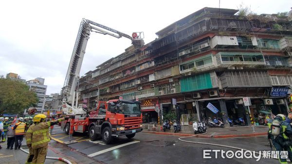 ▲台北市西藏路火警。（圖／記者黃彥傑攝，下同）