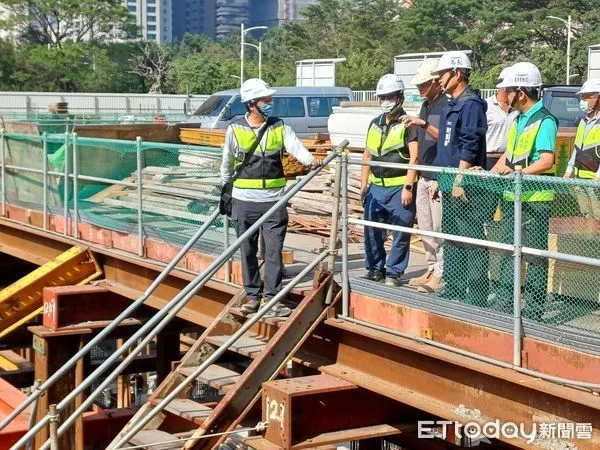 ▲▼高市府出手假日突檢大樓工地，抓3工地缺失！罰35萬再勒令停工。（圖／記者賴文萱翻攝）