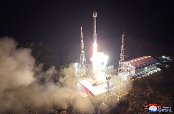 ▲▼北韓11月21日成功發射首枚軍事偵察衛星。（圖／CFP）