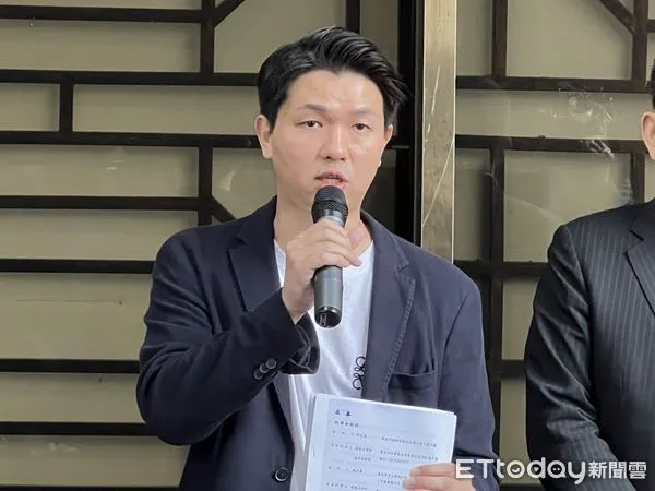 ▲▼ 侯友宜競選辦公室發言人呂家愷、律師簡榮宗、律師葉慶元 按鈴申告有心人士意圖使人不當選而散佈謠言以及誹謗。（圖／記者陳煥丞攝）