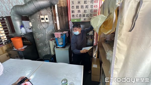 ▲▼一中名店甜甜圈變老鼠大餐！衛生局來查了　九月初出面說明。（圖／記者許權毅攝）