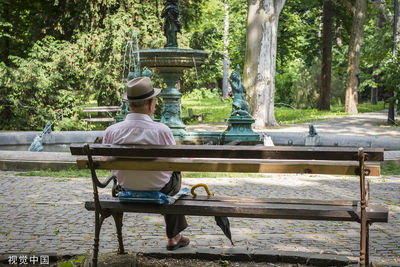 專挑阿公下手！　42歲陸男在日本「猥褻、性侵」3老翁落網