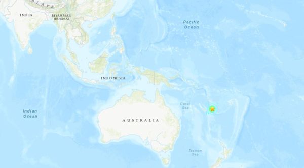 ▲▼萬那杜7日晚間8點56分發生規模7.1強震。（圖／翻攝自USGS）