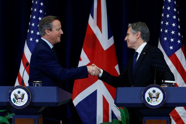 ▲▼英國外交大臣卡麥隆（David Cameron）會晤美國國務卿布林肯（Antony Blinken）。（圖／路透）