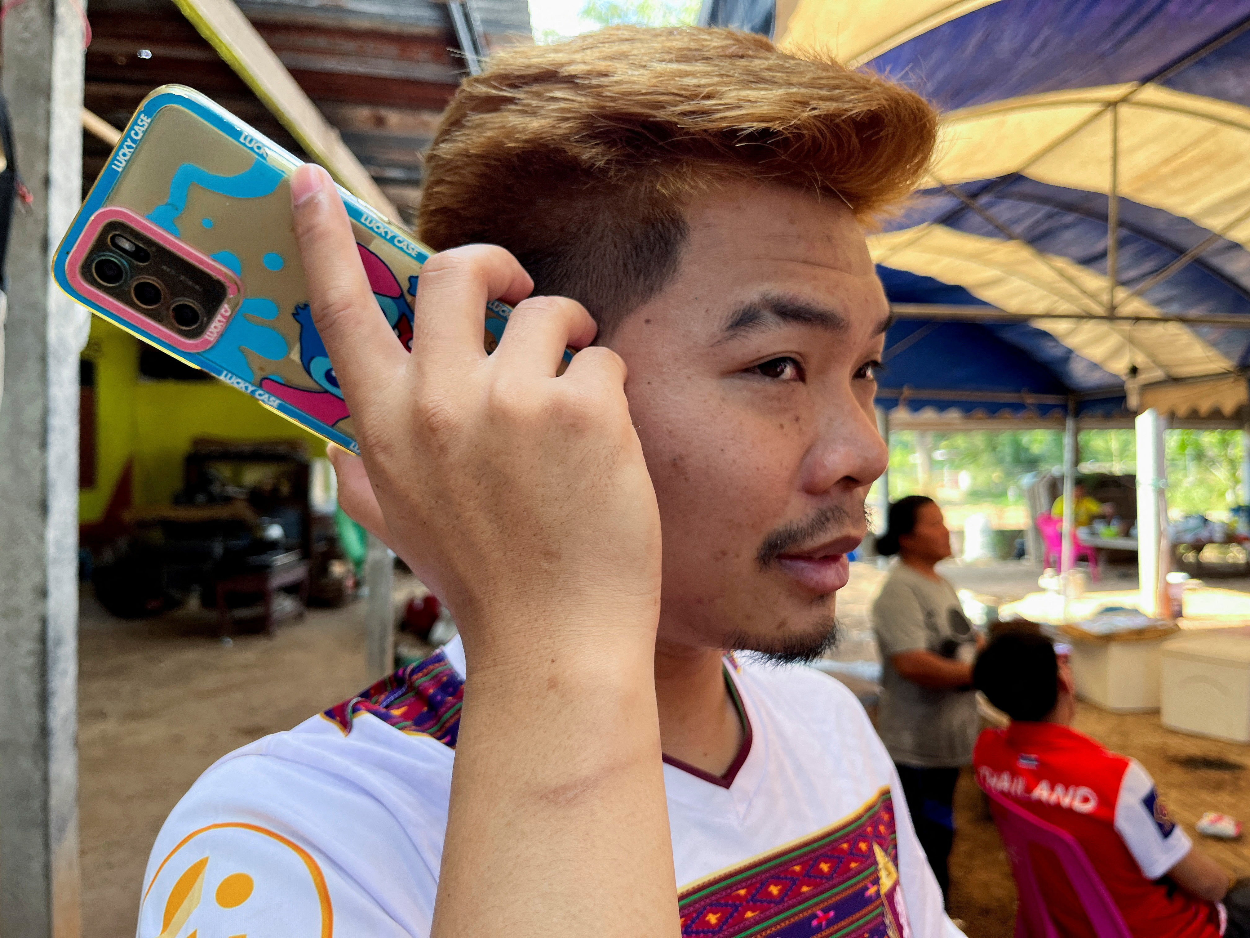 ▲▼  泰國農工阿努查（Anucha Angkaew）在加薩被囚禁50天後獲釋。（圖／路透）