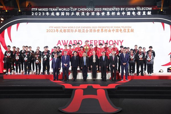 ▲▼桌球混團世界盃　中華台北、台灣隊打到一半「中斷賽事」先頒獎。（圖／翻攝自Facebook／ITTF）