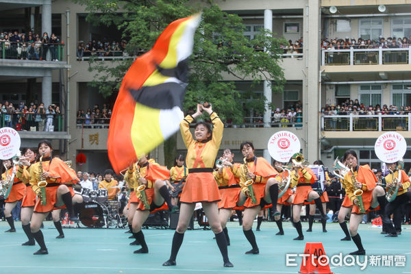 ▲北一女120周年校慶，京都橘高校吹奏部交流演出。（圖／記者林敬旻攝）