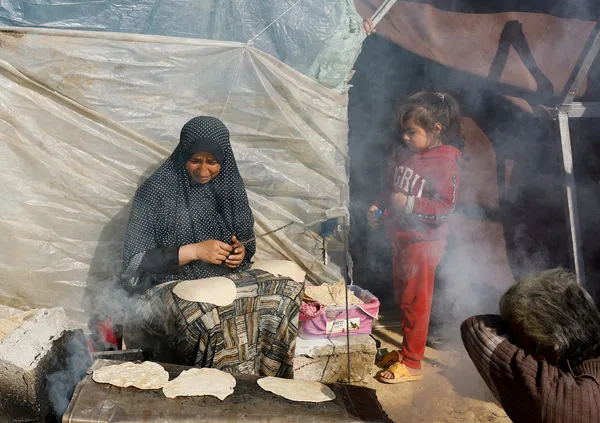 ▲▼加薩走廊南部靠近埃及邊境的城市拉法（Rafah）一處帳篷難民營。（圖／路透）
