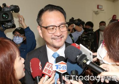 轉任行政院副秘書長　阮昭雄：不忘初衷、全力以赴