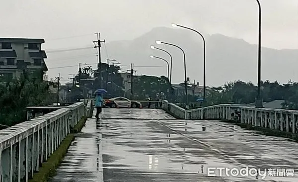 ▲埔里鎮守城橋遭卡努風災襲擊、封閉至今，南投縣政府將先設河底便道紓解地方交通困境、預計明年3月完工。（圖／資料照片）