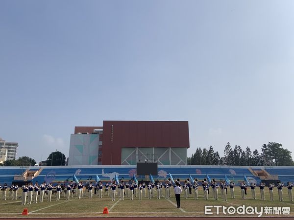 ▲▼ 嘉義市國際管樂節颳起藍色管樂旋風　金賞「Blue-Hawks魔幻青鷹」首度登台與南興國中以樂會友! 。（圖／嘉義市政府提供）