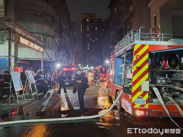 ▲▼ 三重一處地下室發生火警            。（圖／記者戴上容翻攝）