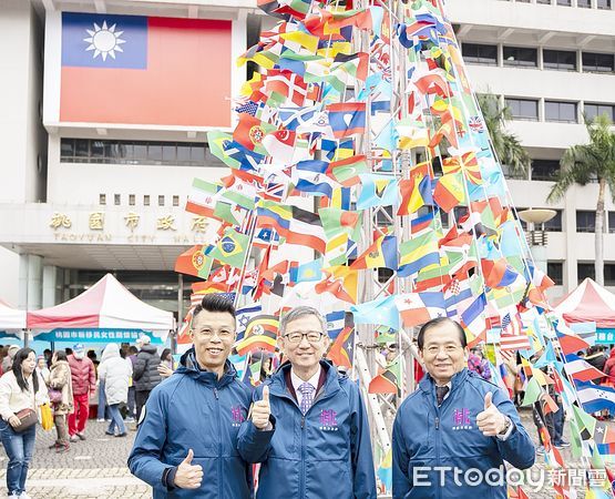 ▲桃園市政府今天舉辦「2023桃園國際移民日慶祝活動」，副市長王明鉅、社會局長陳寶民與市府顧問陳信守等人出席活動。（圖／記者沈繼昌翻攝）