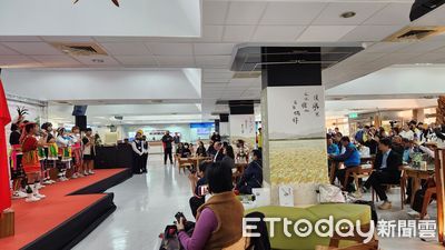 國產材原民風創意家具　台東航空站候機大廳展出