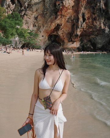 ▲愛莉莎莎發出在泰國拍的比基尼照。（圖／翻攝自Instagram／愛莉莎莎 Alisasa）