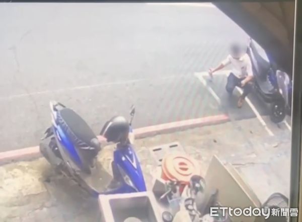 ▲▼真大膽！高雄男自行噴漆「塗銷停車格」，警追背後真相…已觸法。（圖／記者賴文萱翻攝）