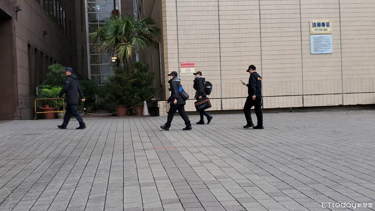 快訊／北市府27歲女科員「12F墜落」！　無呼吸心跳搶救中 | ETtoday社會新聞 | ETtoday新聞雲