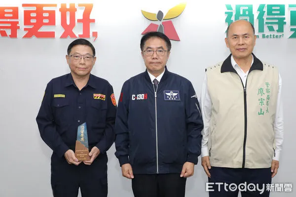 ▲台南市長黃偉哲19日於市政會議肯定警察局、交通局等單位的用心。（圖／記者林東良翻攝，下同）