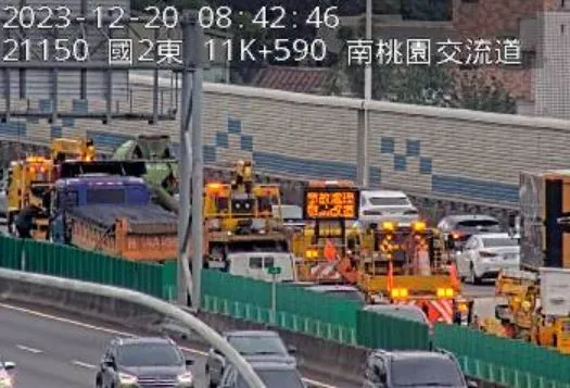 ▲▼             。（圖／翻攝國道監視器）