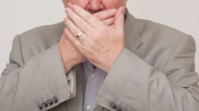 男對麻吉的臉放屁「被求償20萬」3年後判無罪　法官理由曝光