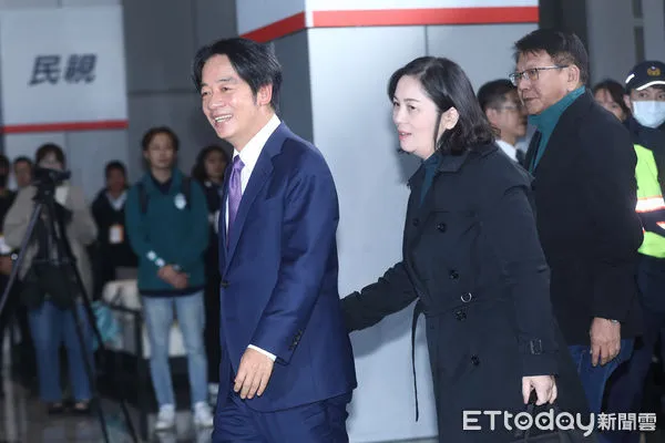 ▲民進黨總統候選人賴清德協妻子吳玫如出席總統電視政見發表會。（圖／記者林敬旻攝）