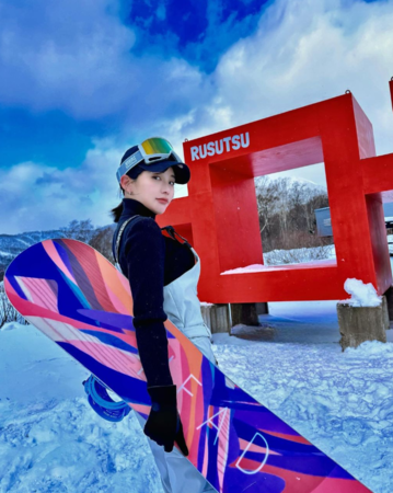 ▲▼壯壯日前到北海道滑雪。（圖／翻攝自Instagram／ula_shen_）