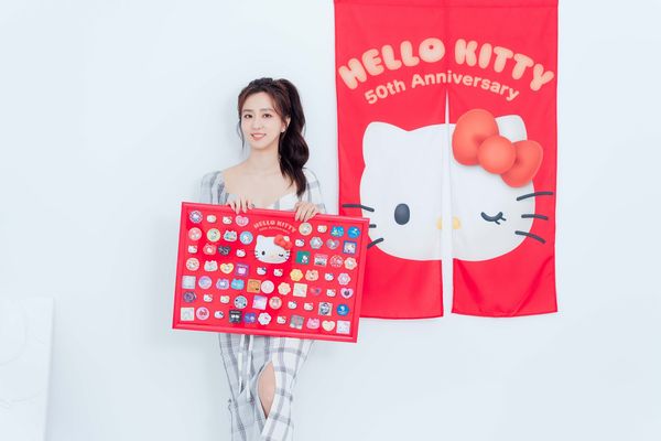 ▲▼7-11攜手三麗鷗於1/1推出「Hello Kitty 50週年百變風格快閃購/集點送」。（圖／7-11提供）